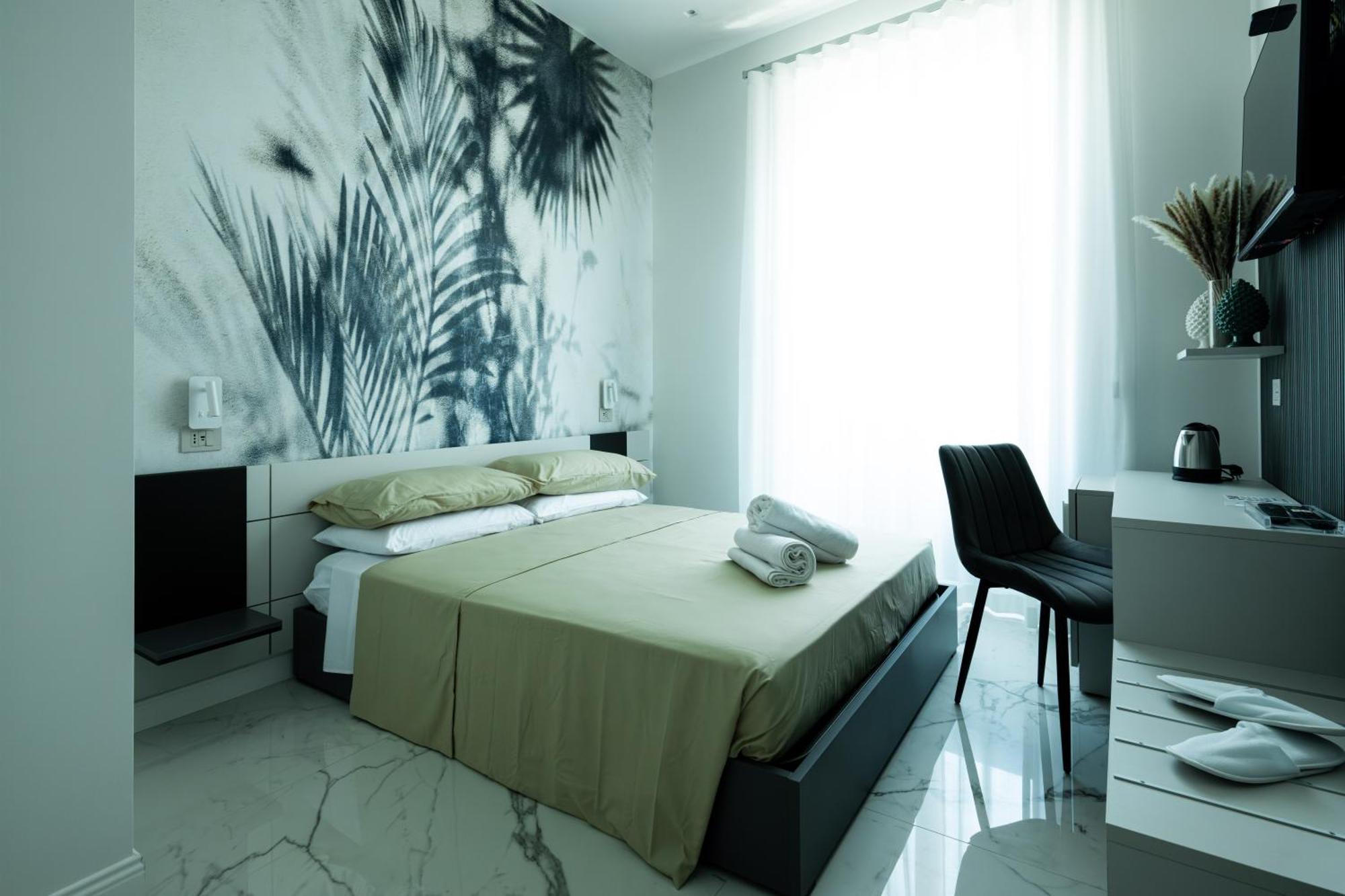 The Dome Guest House Reggio di Calabria Exteriör bild